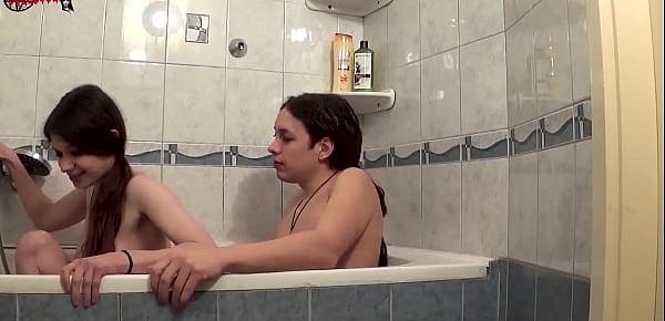 Shane makes Melody cum in the tub